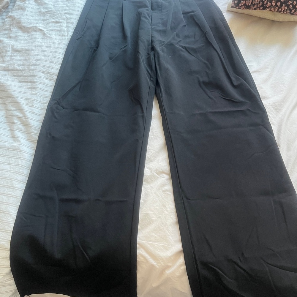 33mm Dylan Unisex Black Pleated Trouser